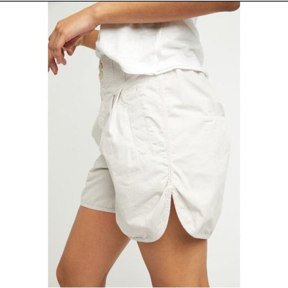 Free People Shorts Size XL Pleated Shorty Pull On Jasmine White High Rise NWT - Picture 4 of 13